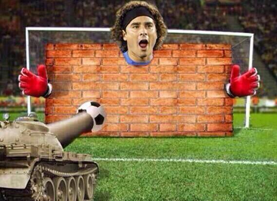 Memo Ochoa Se Roba Los Memes Por Atajar Penalti A Lewandowski