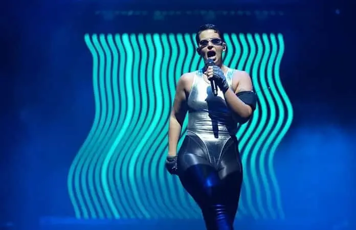 Nathy Peluso deslumbra en el Festival Cervantino con su música