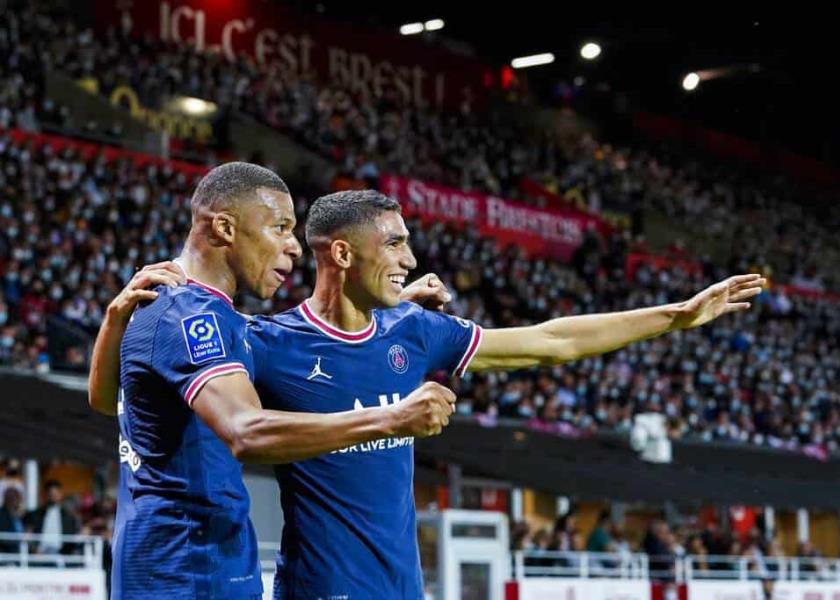 Acharf Hakimi y Kylian Mbappé / Foto: AP