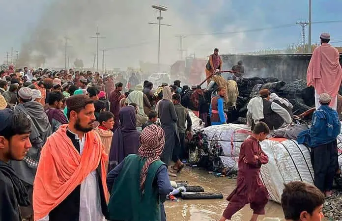 Afganistán y Pakistán al borde de la guerra por combates en frontera