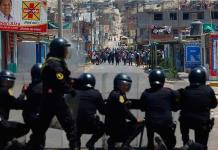 Chile expresa su preocupación por Perú, pero no aclara su posición oficial