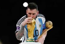 Messi y otros tres campeones del mundo con Argentina, candidatos al Balón de Oro