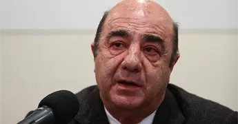 FGR y familiares cuestionan cambio de prisi&oacute;n a Murillo Karam