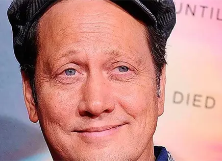 Esposa de Rob Schneider le habr&iacute;a solicitado el divorcio