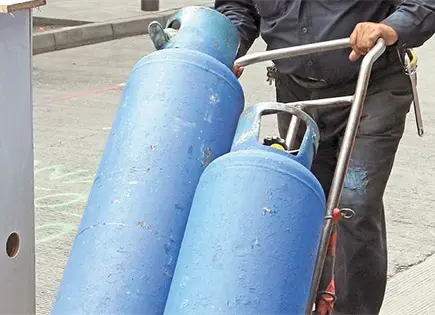 Presenta CNA demanda contra 53 empresas sobreprecios en gas LP