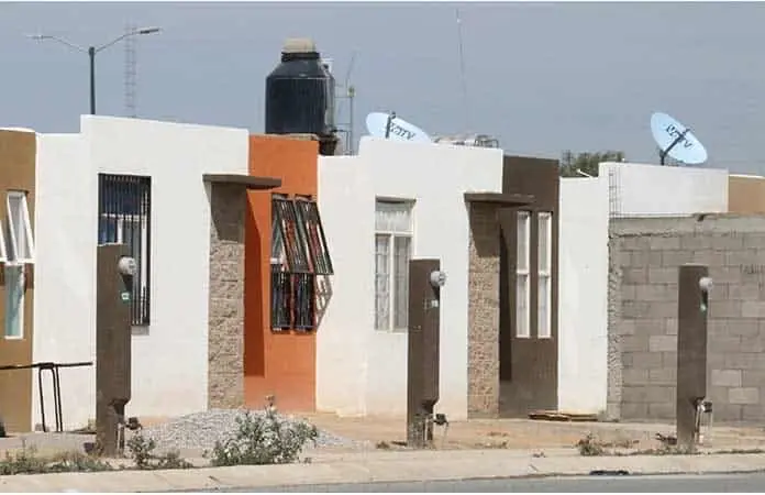 AMPI ve riesgos en plan de vivienda de bajo costo