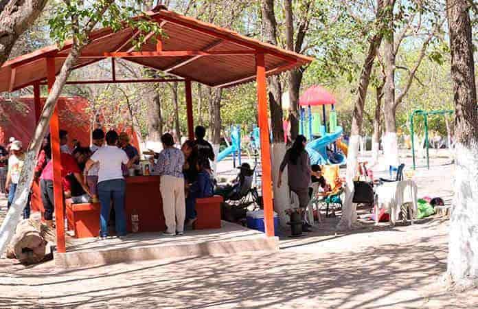 Albercas del Recreativo, aún sin repararse