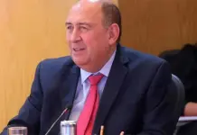 Moreira propone que 12 de diciembre sea día de descanso obligatorio