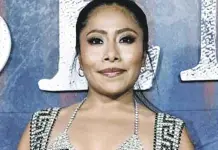 La Elegancia de Yalitza Aparicio con Shorts en Vogue