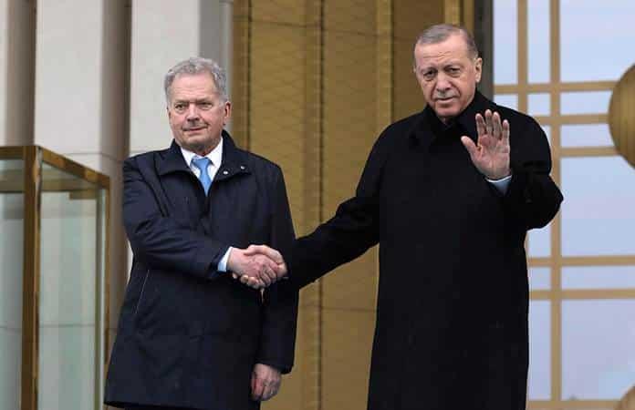 Los presidentes de Finlandia y Turquía, Sauli Niinisto Recep Tayyip Erdogan / Foto: AP