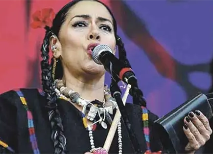 Lila Downs respalda al reguet&oacute;n y prepara colaboraci&oacute;n