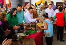 Cocineras tradicionales de Villa de Reyes reciben nombramiento