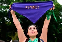 Marcha nacional contra la violencia de género convoca a miles de mujeres