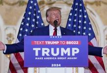 La respuesta de Trump a cargos reaviva mentiras electorales