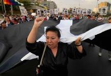 Rechazan destituir a presidenta peruana