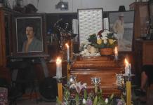 Sólo personas cercanas y música de RBD en el funeral de Andrés García