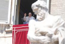 Papa pide orar por la paz en Lunes de Pascua