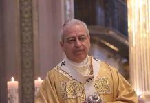 Propone Arzobispo apoyar a migrantes