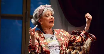 Jacqueline Andere destaca la inclusi&oacute;n de temas sociales en telenovelas