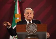 AMLO arremete contra Enrique Krauze