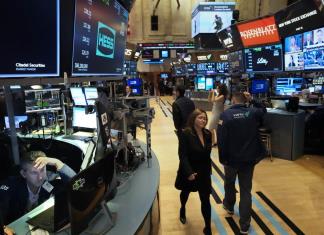 Wall Street cierra en verde y el Dow Jones sube un 0.13%