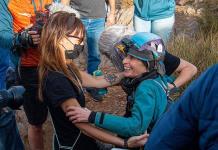 Alpinista española deja cueva tras 500 días en aislamiento