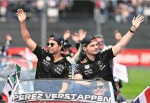 Checo Pérez agradece tener a Verstappen de compañero en Red Bull