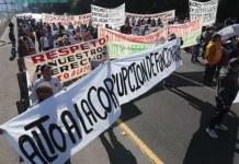 Comuneros bloquean carretera México-Toluca con dirección a la CDMX
