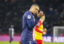 PSG derrota 2-1 al Angers con doblete de Mbappé