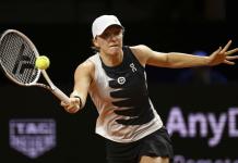 Swiatek se cita con Jabeur en las semifinales de Stuttgart