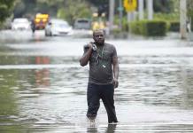 Pide gobernador de Florida ayuda a gobierno federal tras inundaciones