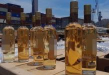 Aseguran más de 8 mil kilos de metanfetaminas escondidos en botellas de tequila en puerto de Manzanillo