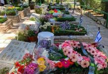 Cementerios de Israel se llenan de flores para honrar a muertos en conflicto
