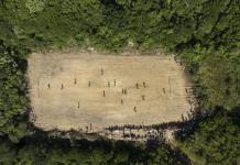Indígenas brasileñas sueñan con jugar Mundial de fútbol