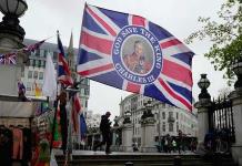 Una provocadora procesión real revoluciona Londres antes de la coronación