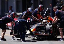 Verstappen confronta a Russell tras colisión