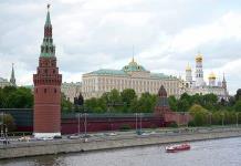 El Kremlin repara la cúpula del palacio dañado en ataque con drones