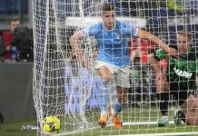 Lazio gana y retrasa coronación de Napoli en la Serie A