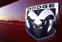 Buscan fallas de SUV de Dodge tras muerte de mujer