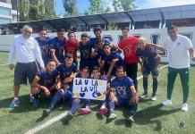 Equipo de futbol bardas de UASLP es campeón regional