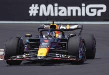Verstappen refuerza su liderato en Miami, por delante de Checo; cuarto doblete del año para Red Bull
