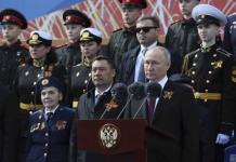 Putin dice que Occidente libra una guerra real con Rusia
