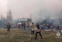 Cifra de muertos por incendios en Rusia sube a 21 personas