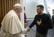 El papa pide gestos de humanidad y Zelenski dice que el plan de paz debe ser ucraniano