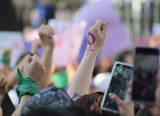 Investigan a 18 por aborto en SLP; despenalización, sin avance en Congreso