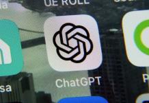 ChatGPT hace debut como aplicación en los iPhone
