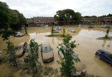 Más de 10 mil desplazados por las inundaciones en Italia regresan a sus casas