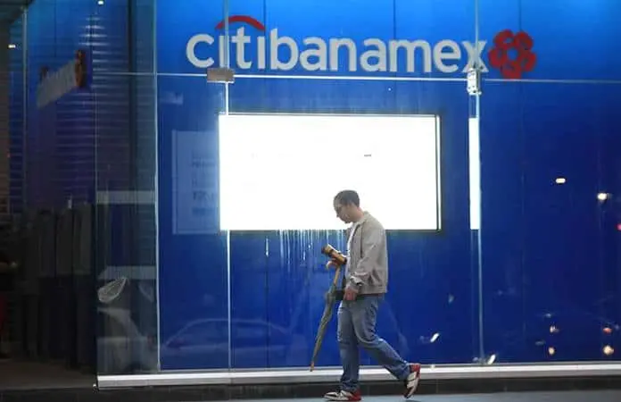 América Latina lucha por acceso a servicios financieros