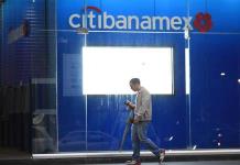 Descartan impactos inmediatos en calificación crediticia de Banamex por venta en bolsa