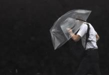 Un fuerte temporal de lluvia y viento afecta a varias zonas de Argentina